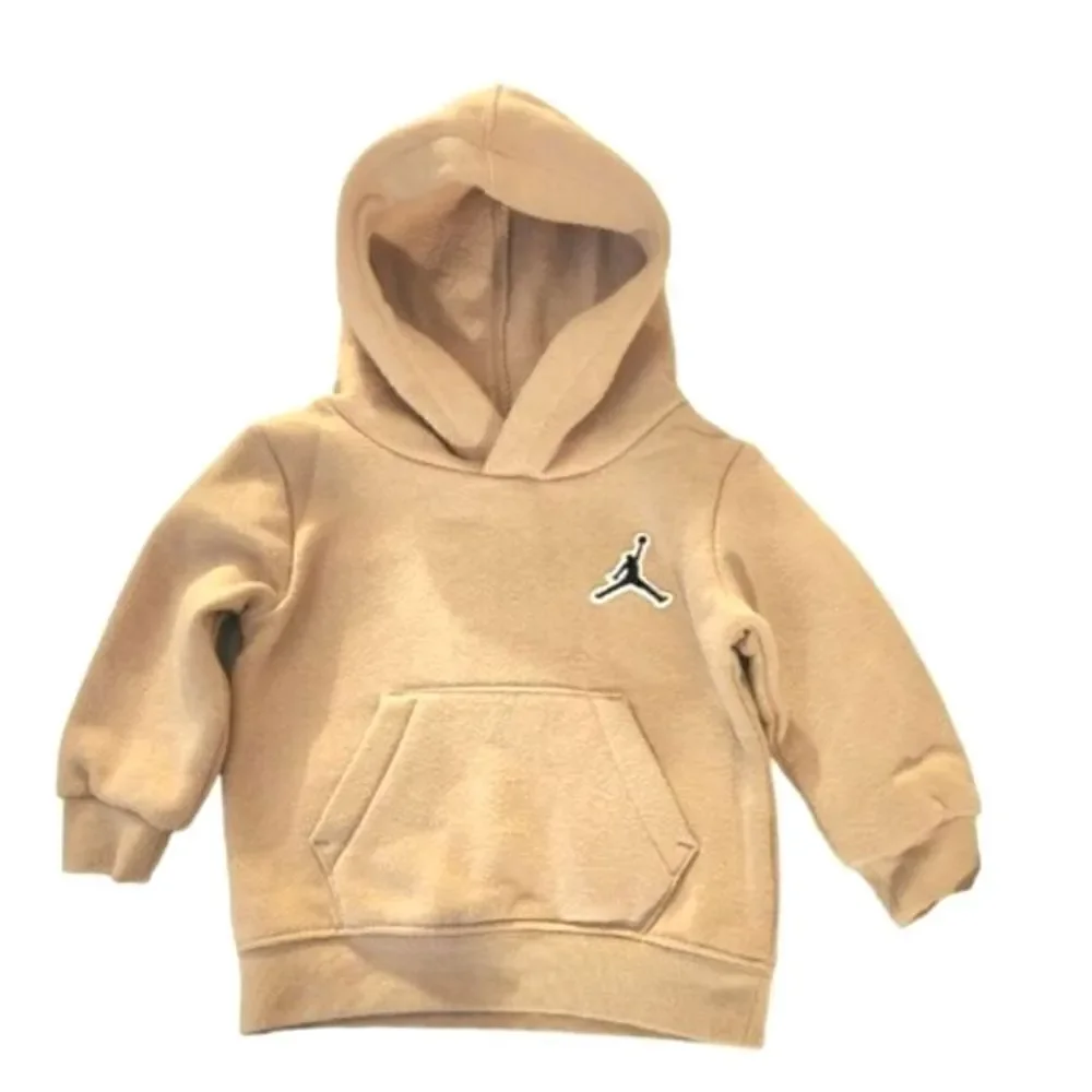 Infant Jordan 2 peice hoodie sweat pants set